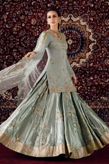 Lashkaraa Green Organza, Net V-neck, Yes Embroidered Kurta Lehenga Set at Aza Fashions Lashkaraa_Green Organza, Net V-neck, Yes Embroidered Kurta Lehenga Set _at_Aza_Fashions