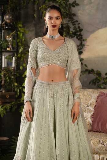 Buy_Lashkaraa_Green Net, Tissue V-neck Embroidered Lehenga Blouse Set _Online_at_Aza_Fashions