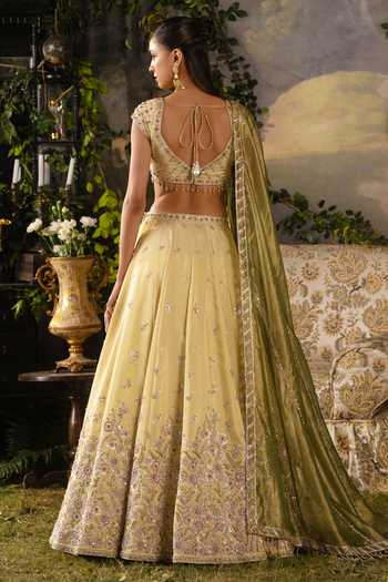 Lashkaraa Tissue Floral Embroidered Lehenga Set 
