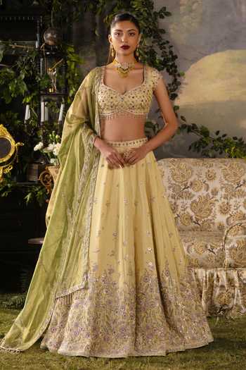 Lashkaraa Tissue Floral Embroidered Lehenga Set 