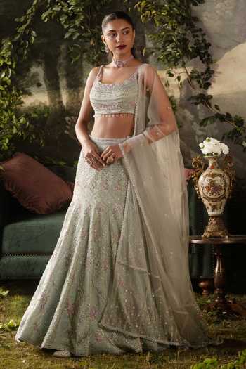 Lashkaraa Embroidered Tissue Lehenga Set 