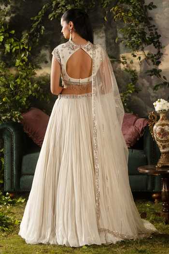 Lashkaraa Embroidered Blouse Lehenga Set 