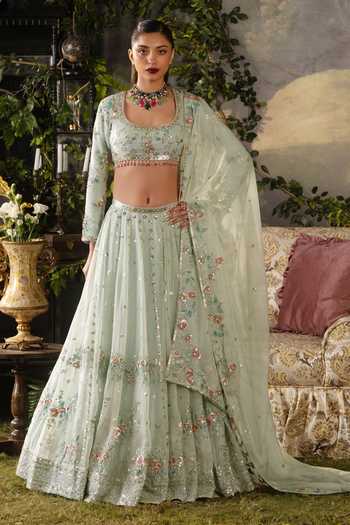 Lashkaraa Floral Embroidered Lehenga Set 
