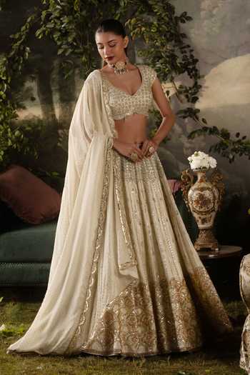 Lashkaraa Zari & Thread Embroidered Lehenga Set 