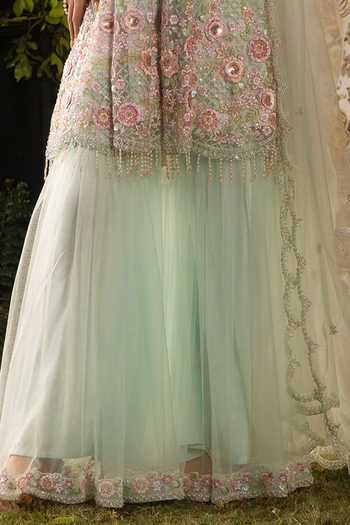 Buy_Lashkaraa_Mint Net V-neck, Yes Embroidered Kurta Set _Online_at_Aza_Fashions