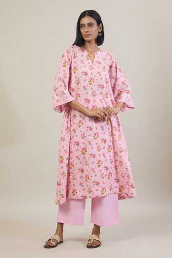 Buy_Tuli_Pink Cotton, Kota Doria Split V-neck, Yes Laya Floral Print Kurta Set _Online_at_Aza_Fashions