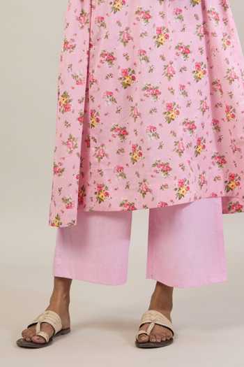 Tuli_Pink Cotton, Kota Doria Split V-neck, Yes Laya Floral Print Kurta Set _at_Aza_Fashions