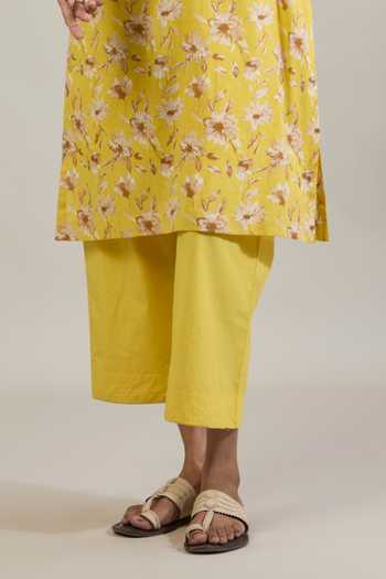 Tuli Yellow Cotton, Kota Doria Split V-neck Urja Thread Work Floral Print Kurta Set Online at Aza Fashions Tuli_Yellow Cotton, Kota Doria Split V-neck Urja Thread Work Floral Print Kurta Set _Online_at_Aza_Fashions