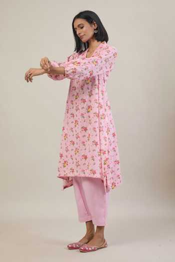 Tuli Pink Cotton V-neck, Yes Bana Floral Print Kurta With Pant at Aza Fashions Tuli_Pink Cotton V-neck, Yes Bana Floral Print Kurta With Pant _at_Aza_Fashions