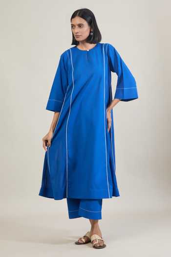 Shop_Tuli_Blue Cotton Round , Keyhole Amber Straight Kurta Set _Online_at_Aza_Fashions