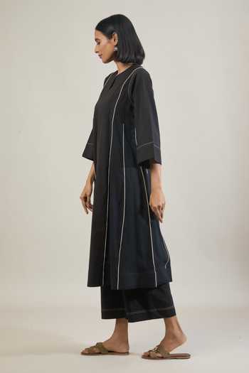 Tuli_Black Cotton Round Neck, Yes Arth Thread Work Straight Kurta Set _Online_at_Aza_Fashions