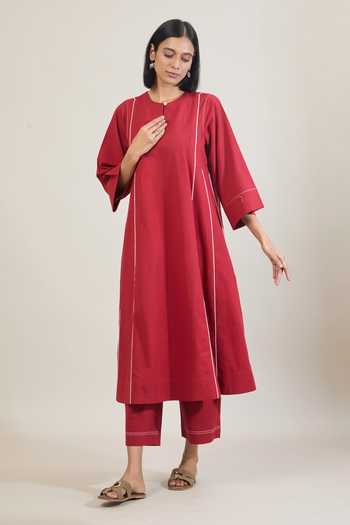 Shop Tuli Red Cotton Round Neck, Yes Akaar Kurta With Pant Online at Aza Fashions Shop_Tuli_Red Cotton Round Neck, Yes Akaar Kurta With Pant _Online_at_Aza_Fashions