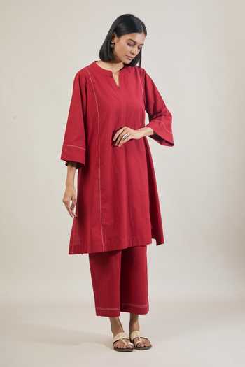 Buy Tuli Red Cotton Split V-neck Udaan Thread Work Kurta And Pant Set Online at Aza Fashions Buy_Tuli_Red Cotton Split V-neck Udaan Thread Work Kurta And Pant Set _Online_at_Aza_Fashions
