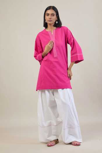 Tuli Pink Cotton, Kota Doria Round Neck Arka Thread Work Kurta And Salwar Set Online at Aza Fashions Tuli_Pink Cotton, Kota Doria Round Neck Arka Thread Work Kurta And Salwar Set _Online_at_Aza_Fashions