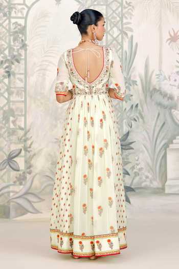 Shyam Narayan Prasad Green Silk, Georgette V-neck Zardozi Embroidered Anarkali Set Online at Aza Fashions Shyam Narayan Prasad_Green Silk, Georgette V-neck Zardozi Embroidered Anarkali Set _Online_at_Aza_Fashions
