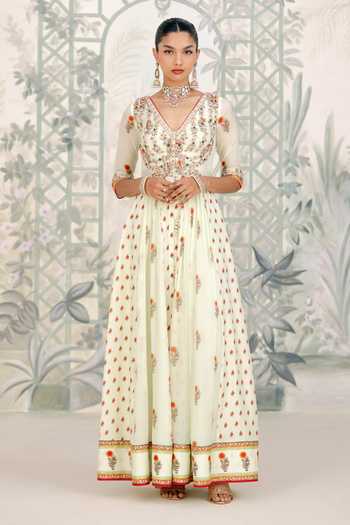 Shyam Narayan Prasad Green Silk, Georgette V-neck Zardozi Embroidered Anarkali Set at Aza Fashions Shyam Narayan Prasad_Green Silk, Georgette V-neck Zardozi Embroidered Anarkali Set _at_Aza_Fashions