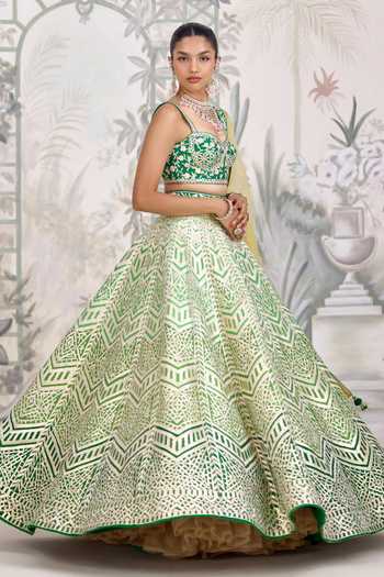 Shop Shyam Narayan Prasad Green Silk Sweetheart Neck Gota Embroidered Raw Lehenga Set Shop_Shyam Narayan Prasad_Green Silk Sweetheart Neck Gota Embroidered Raw Lehenga Set