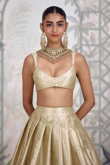 Shyam Narayan Prasad_Gold Silk, Organza, Brocade Sweetheart Neck Banarasi Lehenga Set _Online_at_Aza_Fashions