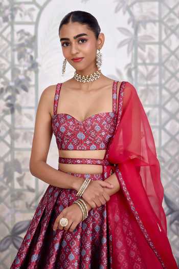 Shyam Narayan Prasad_Brown Silk, Organza, Brocade Sweetheart Neck Zardozi Embroidered Lehenga Set _Online_at_Aza_Fashions