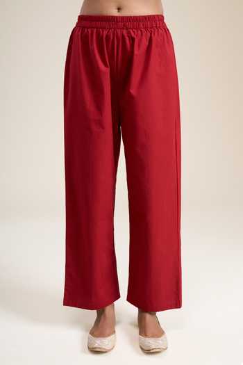 Khwaab By Sanjana Lakhani_Red Cotton V-neck, Yes Embellished Straight Kurta Set _at_Aza_Fashions