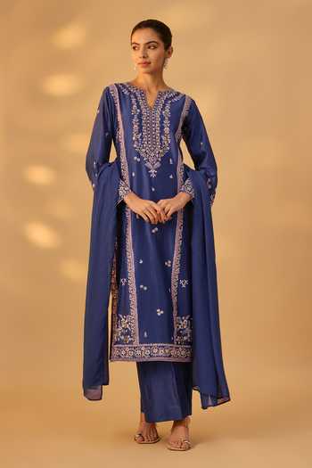 The Aarya Embroidered Handwoven Chanderi Kurta Set 