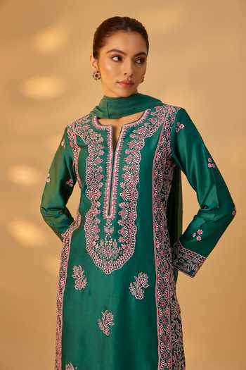 Shop The Aarya Green Silk, Chanderi, Muslin (mulmul) Keyhole Embroidered Handwoven Kurta Set Online at Aza Fashions Shop_The Aarya_Green Silk, Chanderi, Muslin (mulmul) Keyhole Embroidered Handwoven Kurta Set _Online_at_Aza_Fashions