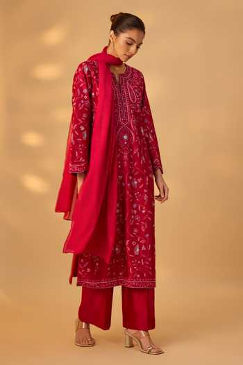 The Aarya Handwoven Chanderi Embroidered Kurta Set 