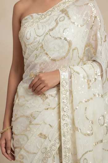 Two Sisters By Gyans_Ivory Georgette Abstract Pattern Saree With Unstitched Blouse Piece _Online_at_Aza_Fashions