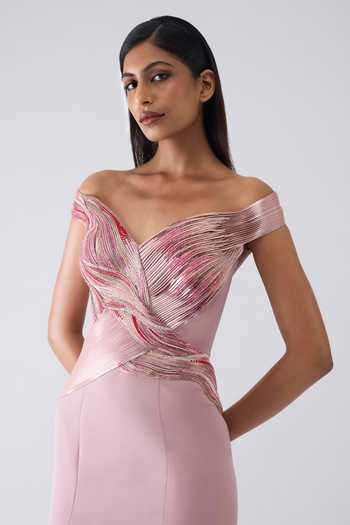 Amit Aggarwal_Pink Crepe, Tulle Beads, Metallic Thread Sweetheart Neck, Moulded Gown _Online_at_Aza_Fashions