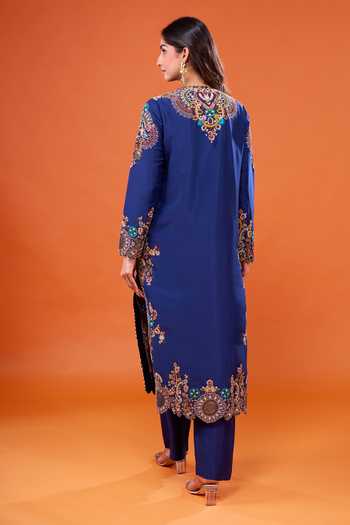 Anamika Khanna Embroidered Straight Kurta Set 