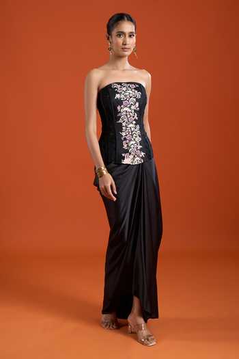 Anamika Khanna Pink Bandeau Neck Placement Embroidered Top And Skirt Set Online at Aza Fashions Anamika Khanna_Pink Bandeau Neck Placement Embroidered Top And Skirt Set _Online_at_Aza_Fashions