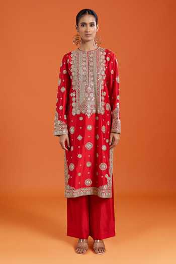 Shop_Anamika Khanna_Red Round Neck Embroidered Kurta Pant Set _Online_at_Aza_Fashions