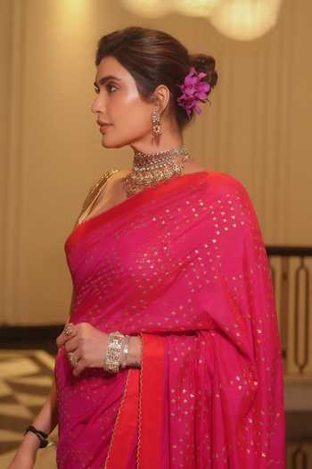 Buy_Label Earthen_Pink Silk V-neck Gulabi Taara Saree And Blouse Set 