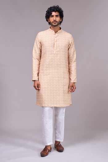 Arihant Rai Sinha_Gold Silk, Satin, Jacquard Sleeveless Bundi And Kurta Set _at_Aza_Fashions
