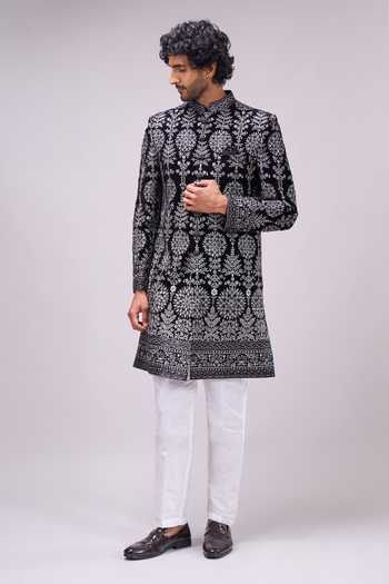 Arihant Rai Sinha_ Encbmxnk_vqhw4xych0hrxe _at_Aza_Fashions