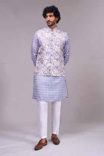 Arihant Rai Sinha Jenrpmng_kdhornsjexa3mc at Aza Fashions Arihant Rai Sinha_ Jenrpmng_kdhornsjexa3mc _at_Aza_Fashions