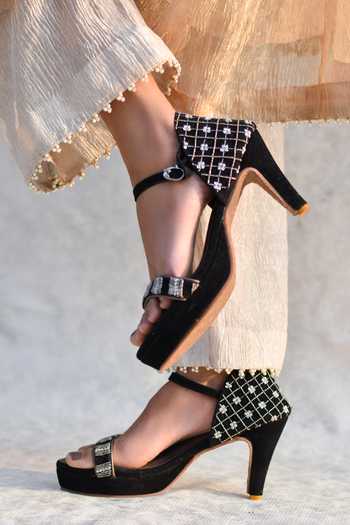 Around Always Cosmo Black Heels 