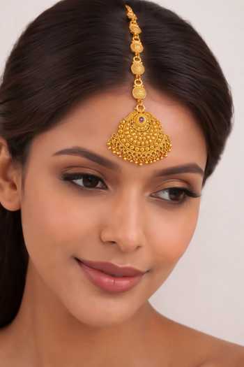 Chaotiq By Arti Carved Tassel Drop Maangtikka 