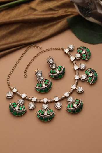 Swabhimann Emerald Polki Hasli Necklace Set 