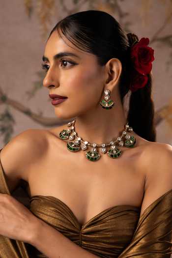 Swabhimann Emerald Polki Hasli Necklace Set 