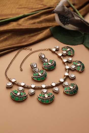 Buy_Swabhimann_Green Emerald Polki Hasli Necklace Set _Online_at_Aza_Fashions