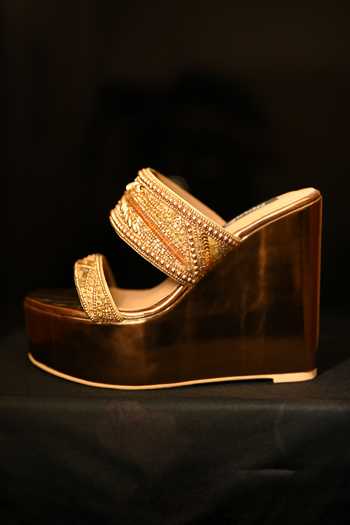 Buy_Miraki_Gold Embroidered Strap Handwork Wedges 