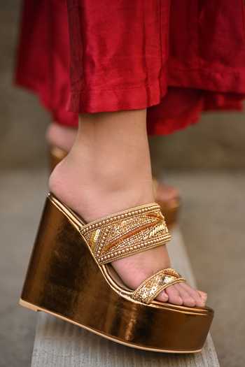 Shop_Miraki_Gold Embroidered Strap Handwork Wedges 