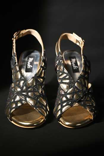 Buy_Miraki_Black Web Detailing Sling Back Heels _Online_at_Aza_Fashions