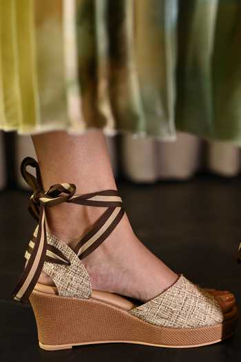 Shop Miraki Beige Jute Tie Up Wedges Shop_Miraki_Beige Jute Tie Up Wedges
