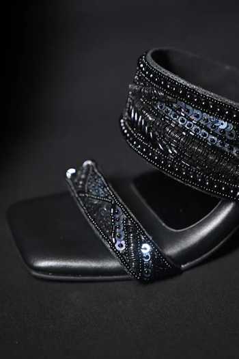 Buy_Miraki_Black Bronze Dual Strap Handwork Wedges 
