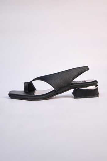 Buy_Miraki_Black Minimal Sculpted Heels _Online_at_Aza_Fashions
