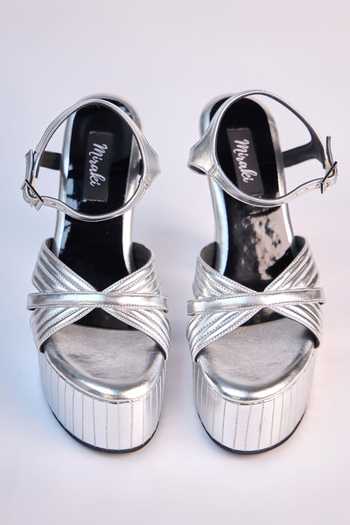 Buy_Miraki_Silver Criss Cross Strap Heels 
