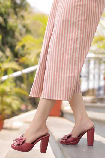 Tiesta_Maroon Bow Strap Block Heels _Online_at_Aza_Fashions