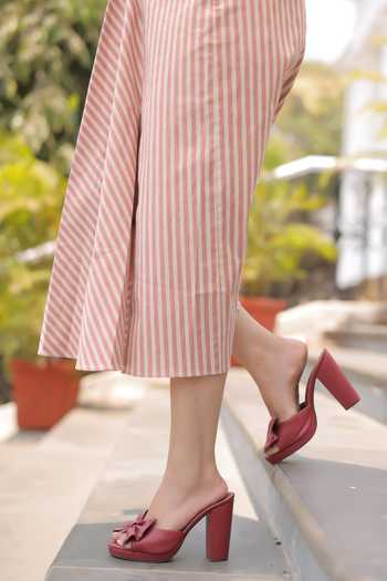 Buy_Tiesta_Maroon Bow Strap Block Heels _Online_at_Aza_Fashions